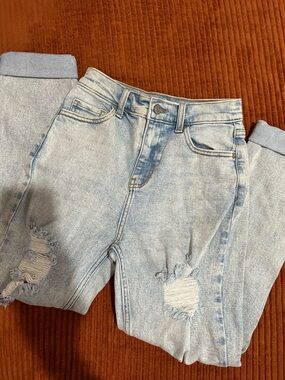 Fashion Nova Cello Capri Jeans